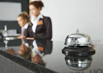 Bursa’da kuyumcudan bilezik çaldı lüks otelde yakalandı