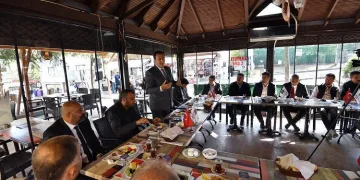 Çarşı esnafından Başkan Dündar’a teşekkür