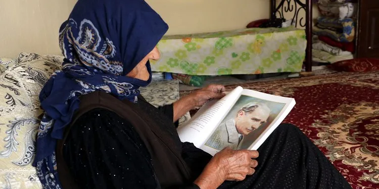 Hakkarili 117 yaşındaki Muteber Engindeniz: Cumhuriyetin ilanında köyde halay çektik
