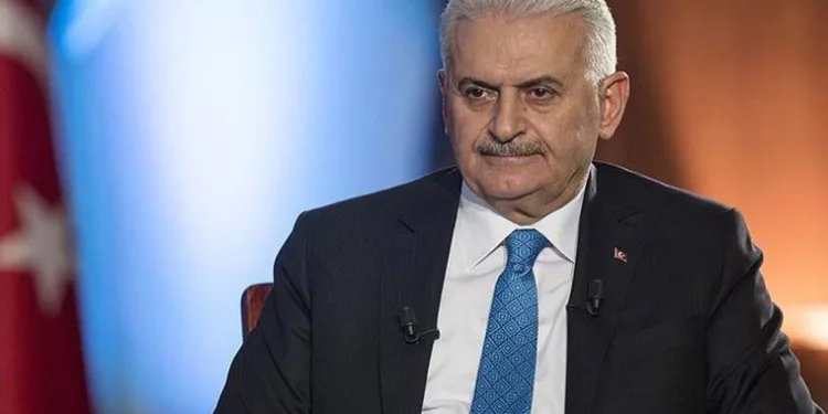 Binali Yıldırım: Yeni sistem arayışı zaman israfıdır