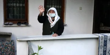 106 yaşında virüsü yendi: Sağlığımı aşıya borçluyum