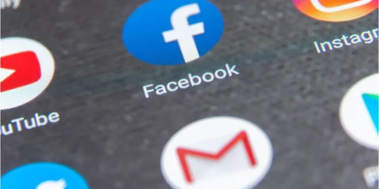 Facebook ve Gmail’de erişim sorunu
