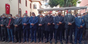 Selde kaybolan 9 kişi için gıyabi cenaze namazı