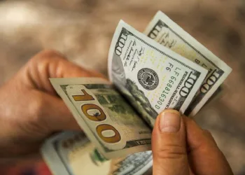 Dolar 11 TL’yi aştı
