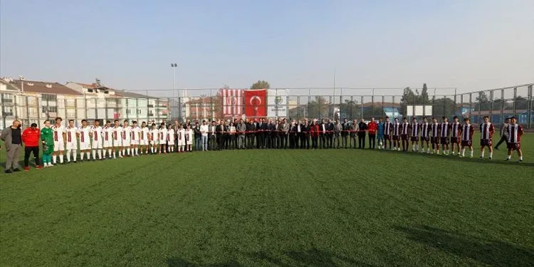 Alanyurt semt sahası törenle açıldı