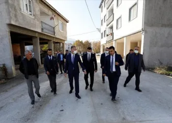 Bursa İnegöl’de 28 sokak beton yolla kaplanıyor