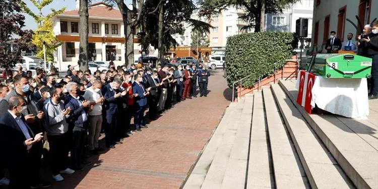Vefat eden belediye personeli için tören düzenlendi