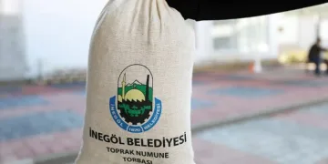 İnegöl’de toprak analizi uygulamasına yoğun ilgi