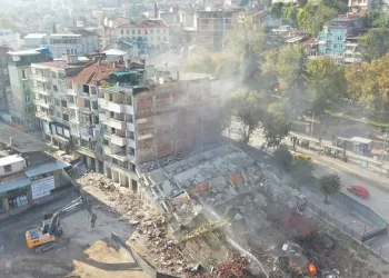Bursa’da tarihin önündeki engeller kalkıyor