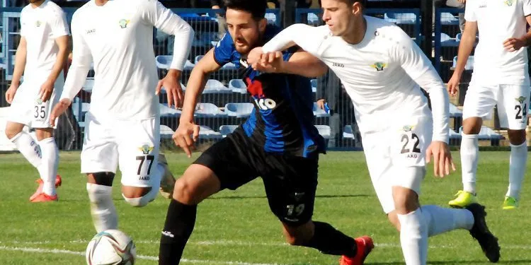 Karacabey Belediyespor: 3 – Akhisarspor: 0