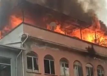 Bursa’da koltuk imalathanesinde yangın