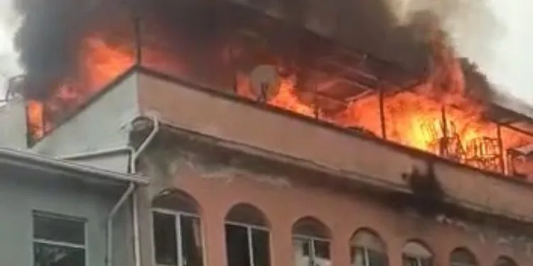 Bursa’da koltuk imalathanesinde yangın
