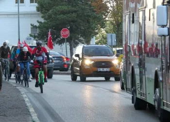 İstanbul’dan Anıtkabir’e giden bisikletliler Bursa’da