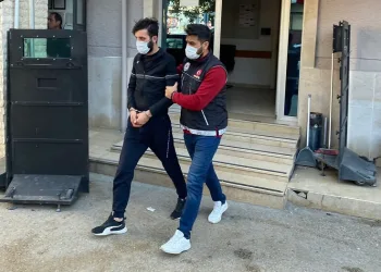 Bursa’da uyuşturucu satıcısı tutuklandı