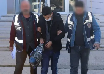 Bursa’da otogarda 2 kilo uyuşturucuyla yakalandı