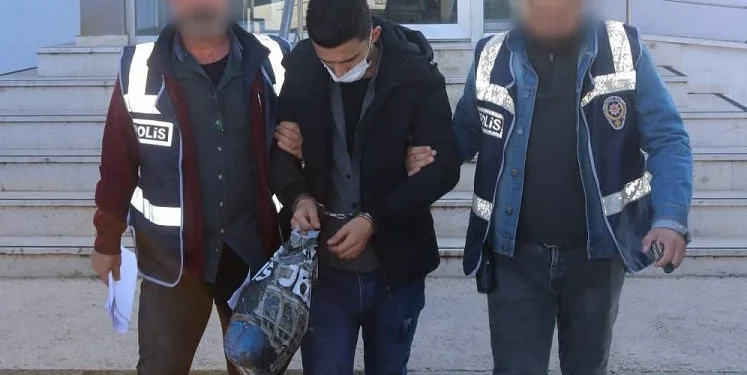 Bursa’da otogarda 2 kilo uyuşturucuyla yakalandı