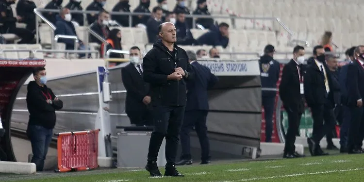 Özcan Bizati: “Hedefe gidilen maçlarda çıkışların iyi olması gerekiyor”