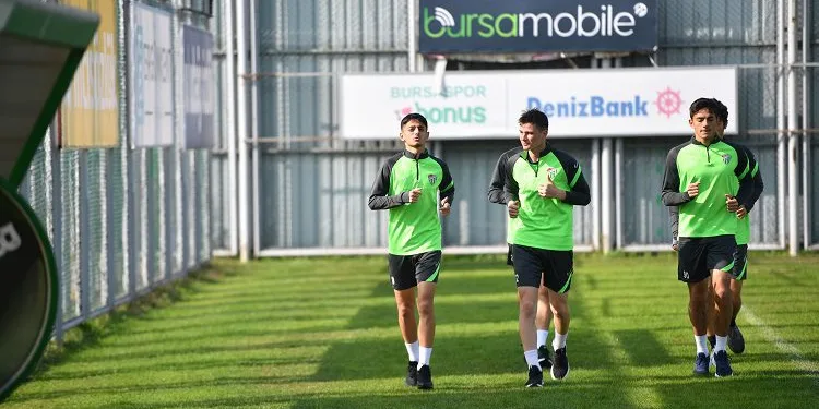 Bursaspor’da Kocaelispor maçı hazırlıkları başladı