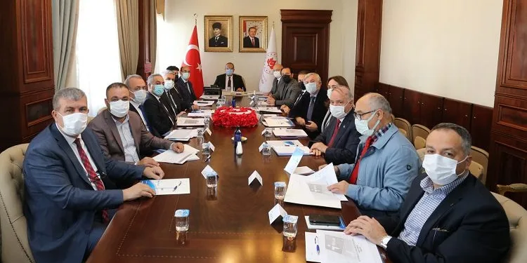 Bursa Valiliği istihdam çalışmalarına hız verdi