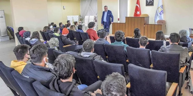 Bursa Karacabey, üniversite öğrencilerinin çalışma alanı oldu