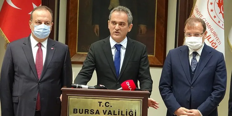 Öğretmenler için ara tatil açıklaması
