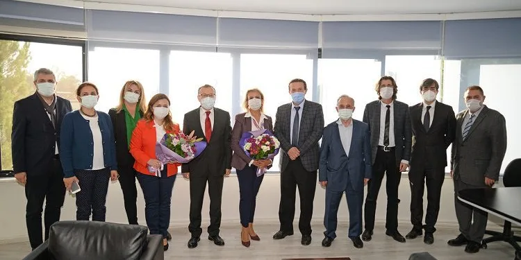 Dekanlıklarda yeni dönem tayinler tamamlandı