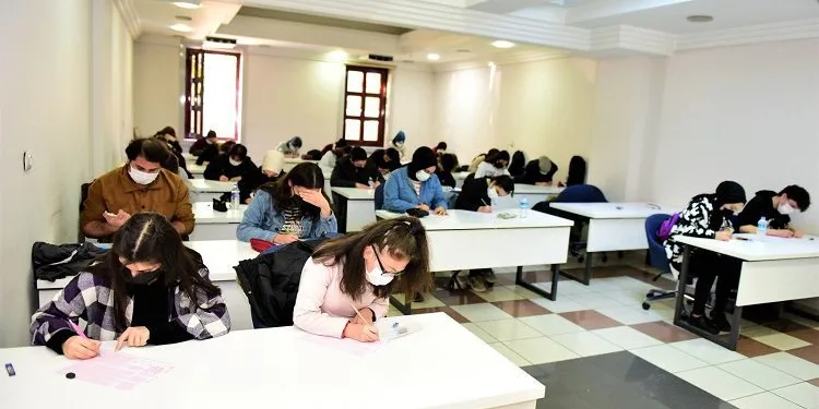 Yıldırım Belediyesi’nden gençlere YKS desteği
