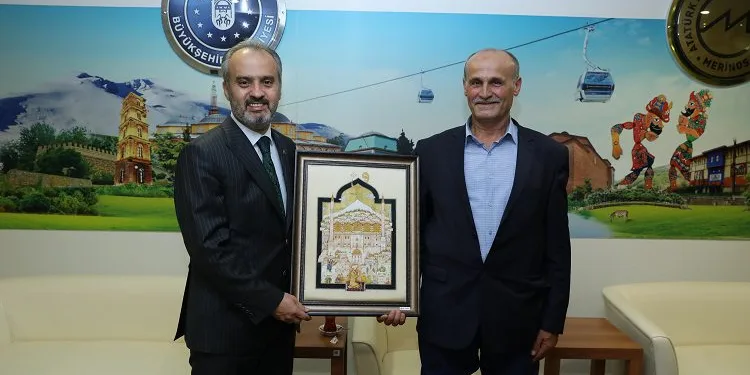 Başkan Aktaş, Necmettin öğretmenin babasını ağırladı