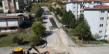 Bursa Osmangazi’de asfalt çalışmaları hız kesmiyor
