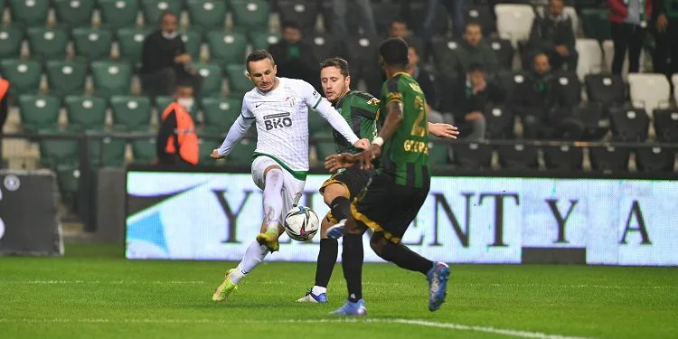 Bursaspor deplasmanda 11 puan kaybetti