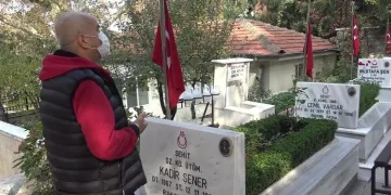 Şehitliği ziyaret eden Bursalılardan Lütfü Türkkan’a tepki