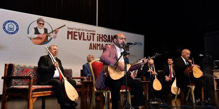 Yıldırım’da Aşık Mevlüt İhsani’ye vefa gecesi