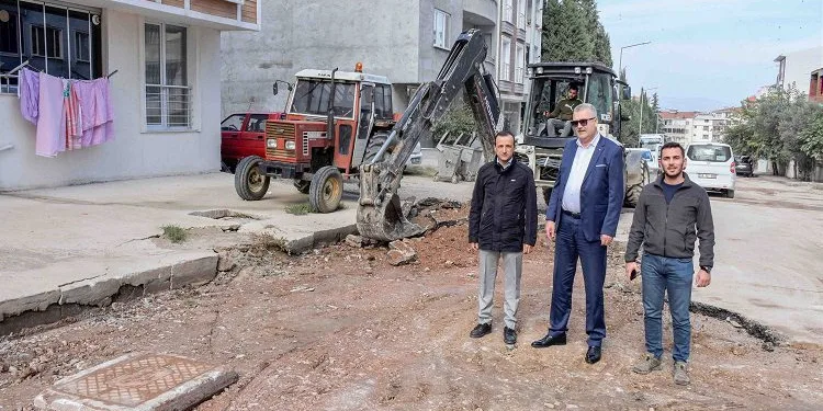 Bursa Karacabey’de altyapı çalışmaları devam ediyor