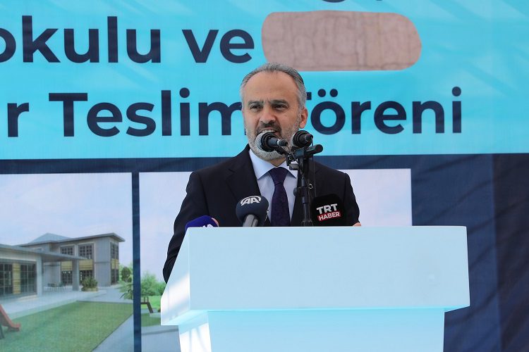 Bursa'dan Ağrı'ya 2,5 milyon TL'lik eğitim desteği