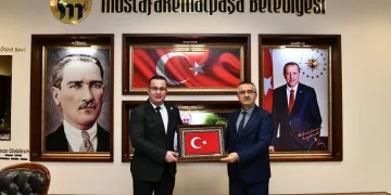 Başkan Kanar ve belediye personelinden duygulandıran jest
