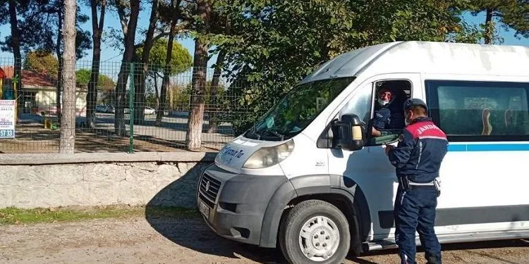 Bursa’da jandarma uygulamasında 42 bin TL ceza kesildi