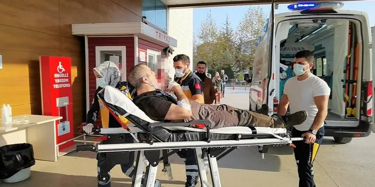 Bursa’da fabrikada kolunu makineye kaptırdı