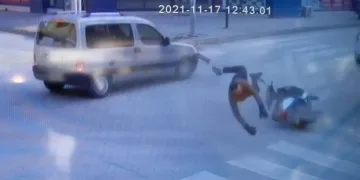Bursa’da çarpmanın etkisiyle böyle havalandı