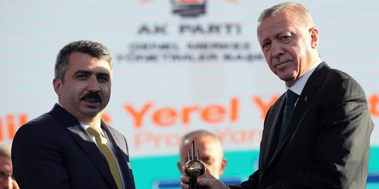 Yıldırım’ın gençlik yatırımlarına Cumhurbaşkanı Erdoğan’dan ödül