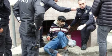 Bursa’da polis, ayağından vurarak etkisiz hale getirdi