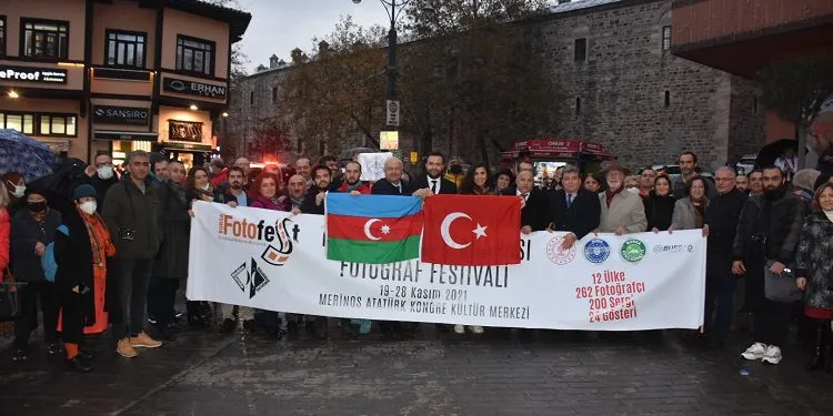 FotoFest heyecanı Bursa’da başladı