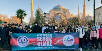 Mudanya Müftülüğü’nden gençler için İstanbul gezisi