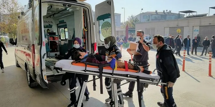 Bursa’da otomobilin çarptığı çocuk ağır yaralandı