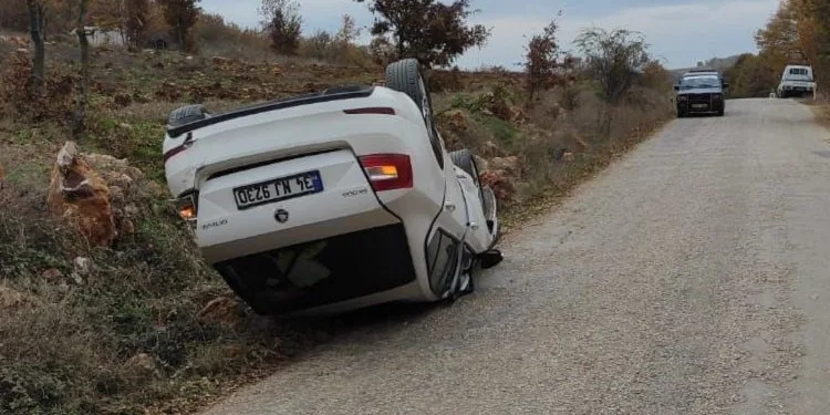 Bursa’da otomobil takla attı: 2 yaralı