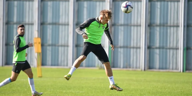 Bursaspor’da Gençlerbirliği maçı hazırlıkları tamamlandı