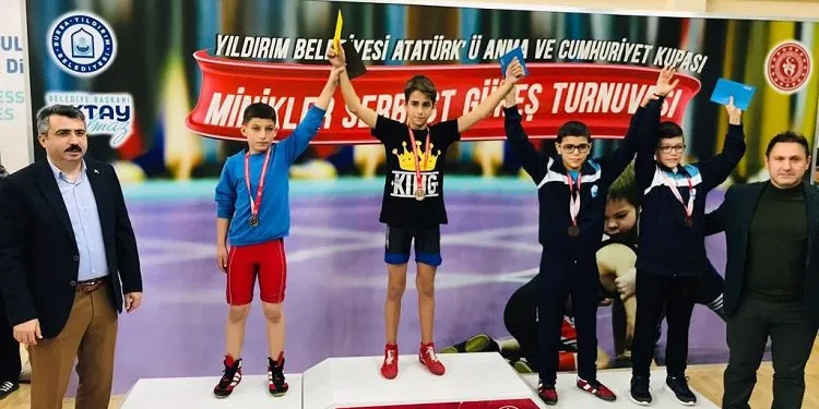 Minderde şampiyonluk Mustafakemalpaşa Belediyespor’un oldu