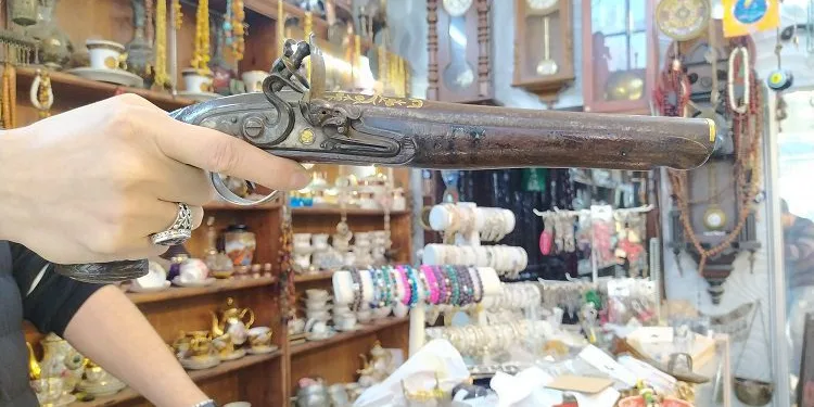 Osmanlı’dan kalma silah Bursa’da alıcısını bekliyor