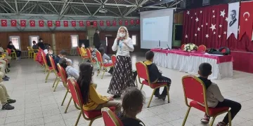 BUSKİ’den öğrencilere su tasarrufu konferansı
