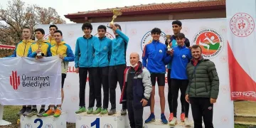 Osmangazili atletlerden gümüş ve bronz madalya