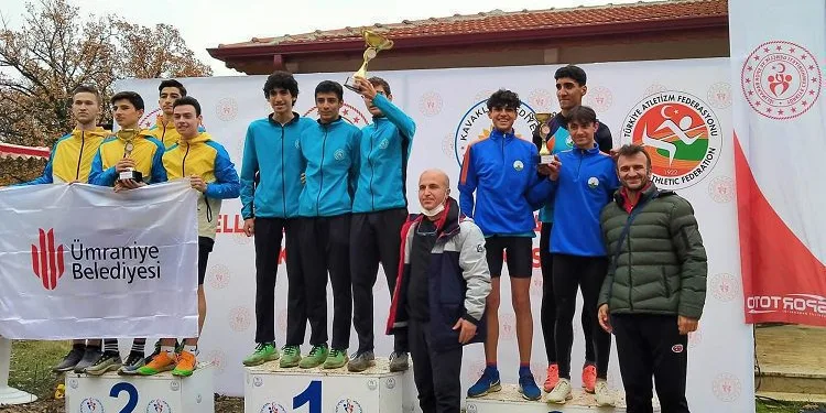 Osmangazili atletlerden gümüş ve bronz madalya